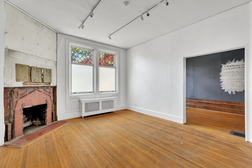 More Photos Of 51 Trumbull St, New Haven Office For Sale