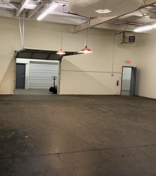 More Photos Of 104 Eastside Dr, Black Mountain Manufacturing For Lease