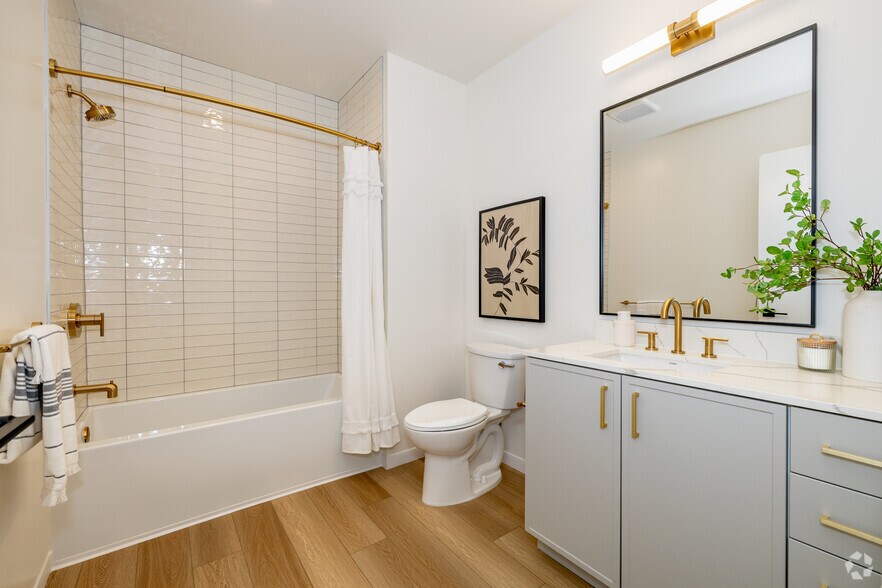 More Photos Of 1629 S St, Sacramento Apartments For Lease