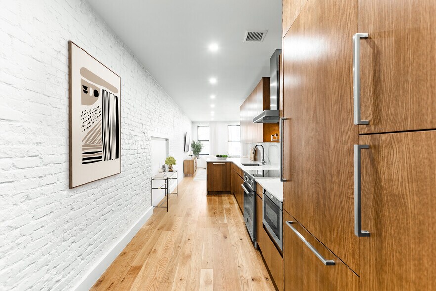 More Photos Of 231 W 20th St, New York Apartments For Sale