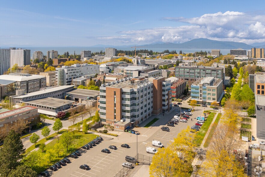 More Photos Of 6190 Agronomy Rd, Vancouver Office For Lease