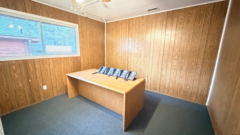 More Photos Of 26105 Highway 243, Idyllwild Office For Lease
