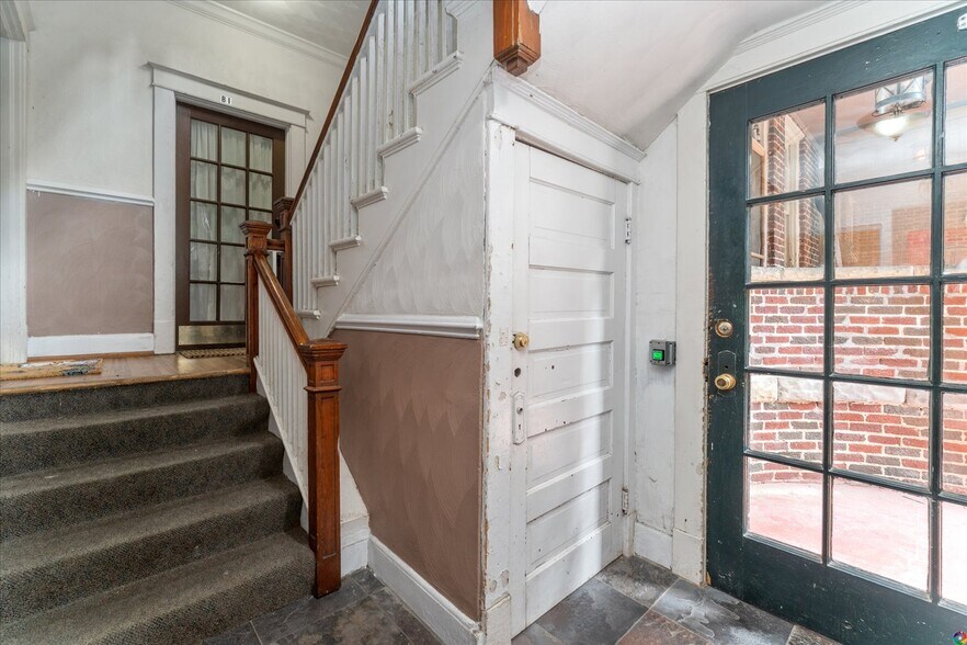 More Photos Of 230 E 40th St, Norfolk Apartments For Sale