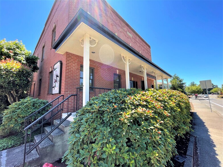 More Photos Of 18660 Sw Boones Ferry Rd, Tualatin Office For Lease