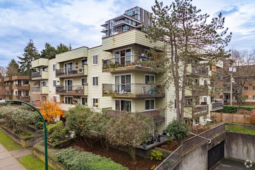More Photos Of , Vancouver Multifamily For Sale