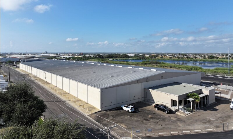 More Photos Of 8900 San Mateo Dr, Laredo Warehouse For Lease