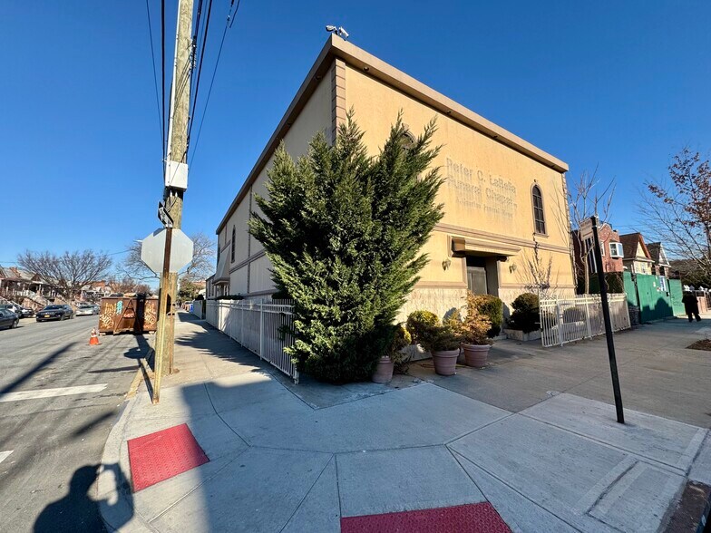 More Photos Of 2629 Harway Ave, Brooklyn Funeral Home For Lease
