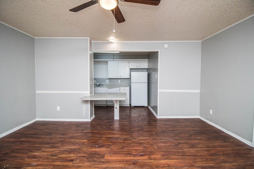 More Photos Of 306 Toledo Ave, Lubbock Apartments For Sale