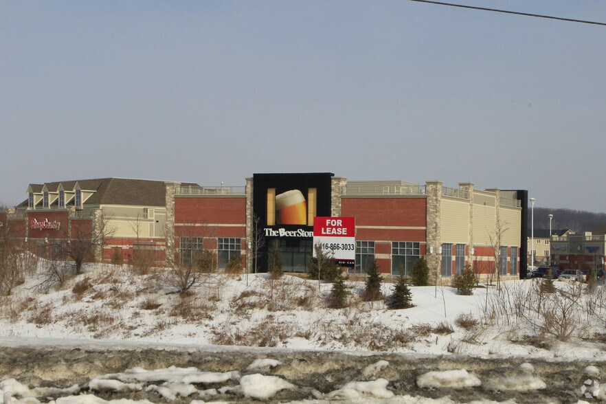 More Photos Of 1370-1490 Major Mackenzie Dr, Vaughan Unknown For Lease