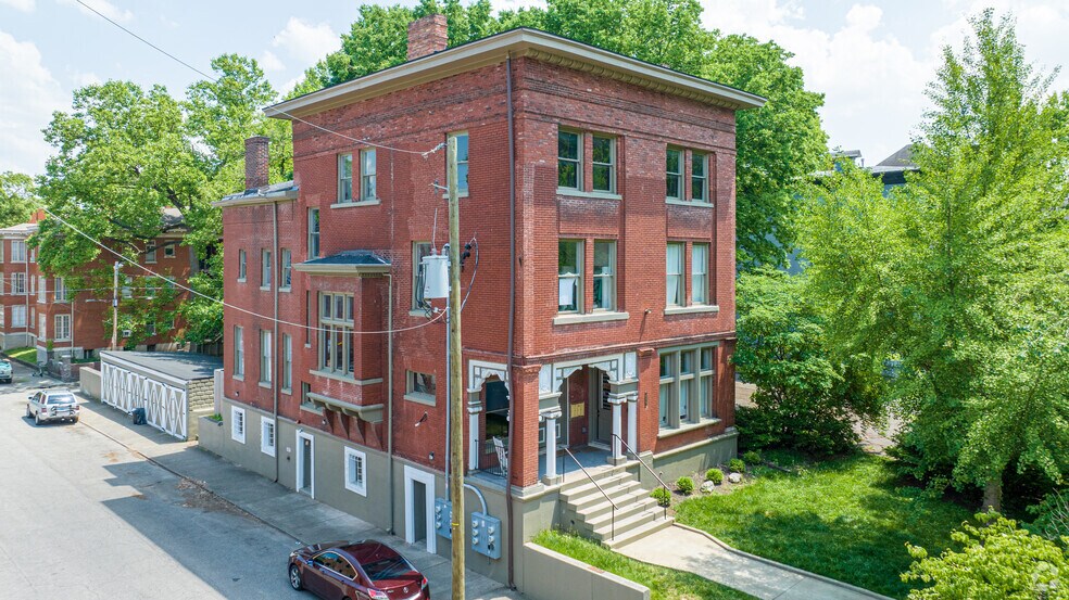 Primary Photo Of 1337 S 4th St, Louisville Apartments For Sale