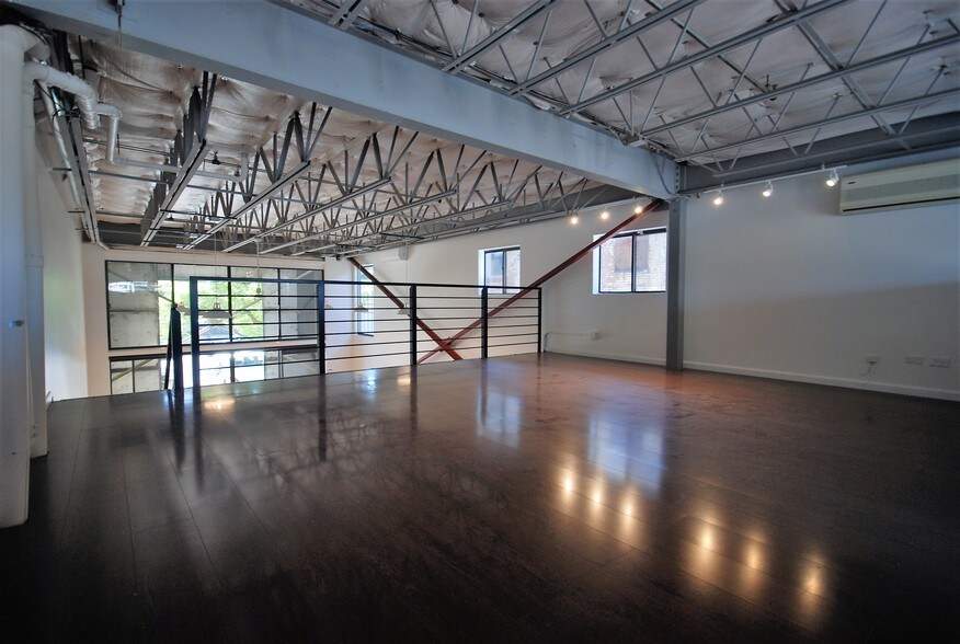 More Photos Of 3377 Blake St, Denver Office Residential For Lease