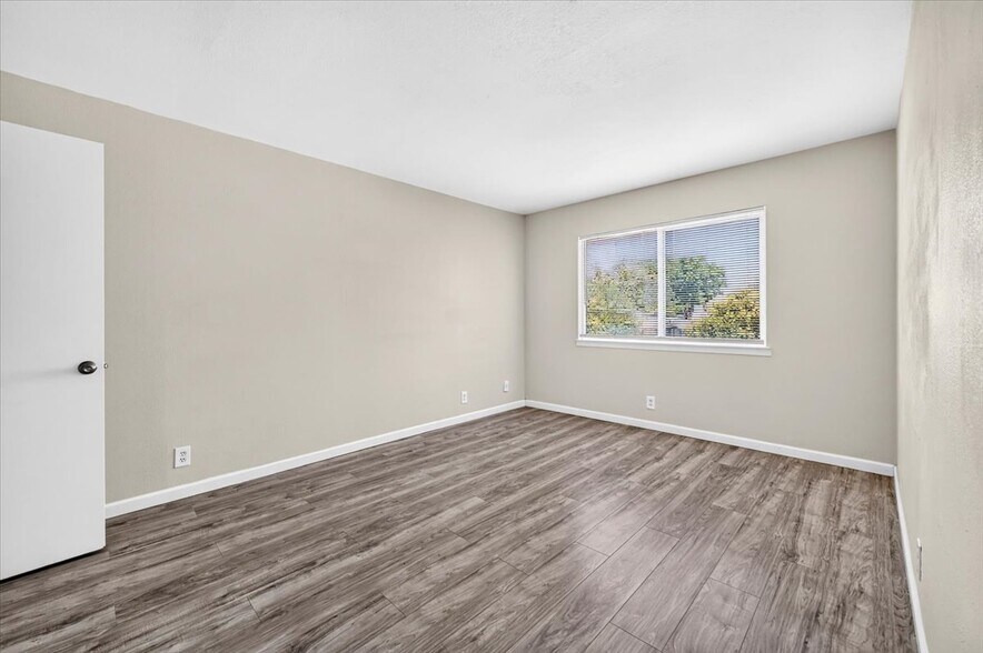 More Photos Of 2643 Furmint Way, Rancho Cordova Apartments For Sale