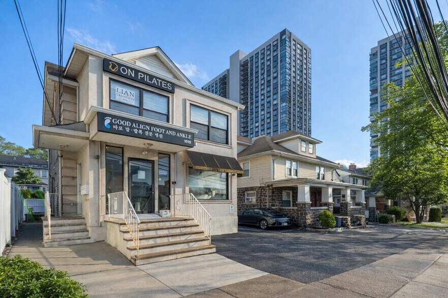 Primary Photo Of 1618 Parker Ave, Fort Lee Freestanding For Lease