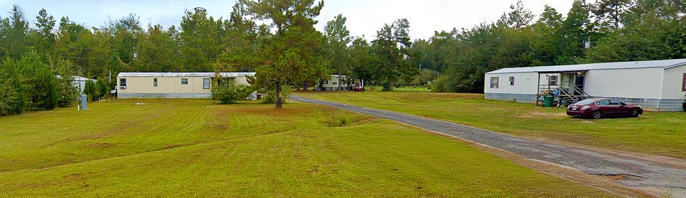 More Photos Of 842 Rattlebox Rd, Chipley Manufactured Housing Mobile Home Park For Sale