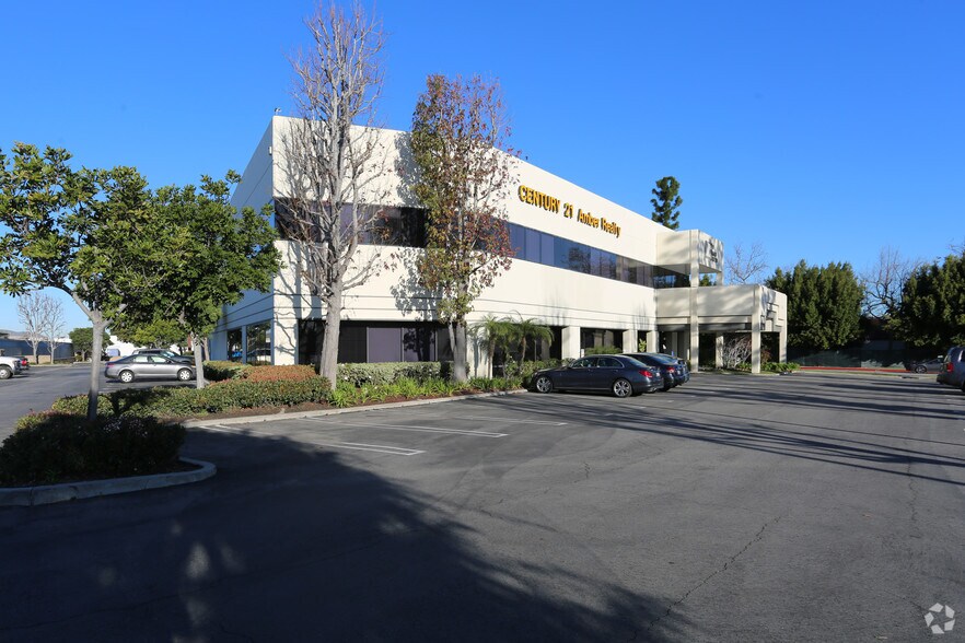 More Photos Of 23705 Crenshaw Blvd, Torrance Office For Lease