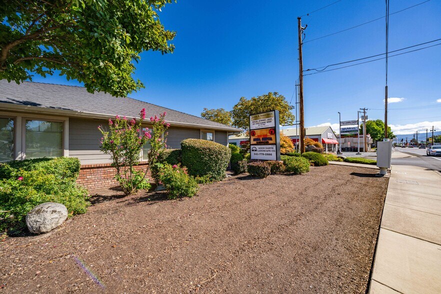 More Photos Of 2436 W Main St, Medford Office For Sale