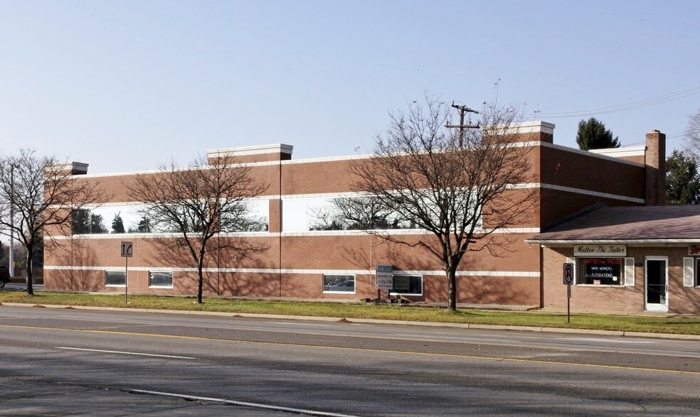 More Photos Of 27031-27041 Southfield Rd, Southfield Office For Sale