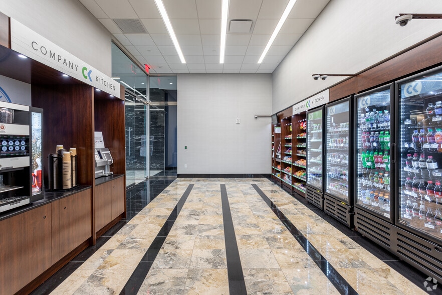 More Photos Of 4622 Pennsylvania Ave, Kansas City Office For Lease