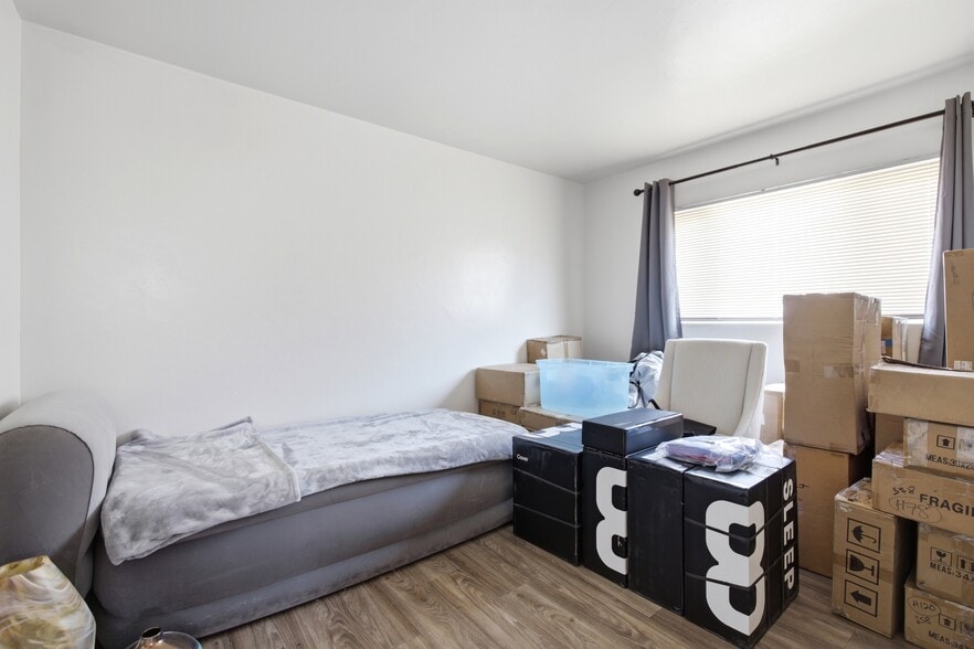 More Photos Of 1185 Georgia St, Imperial Beach Multifamily For Sale