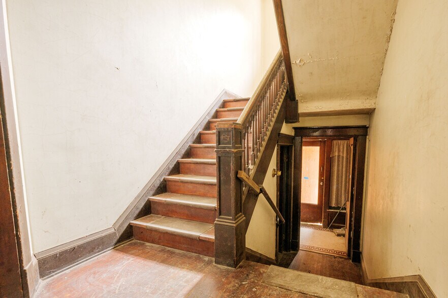 More Photos Of 1780 E 89th St, Cleveland Apartments For Sale