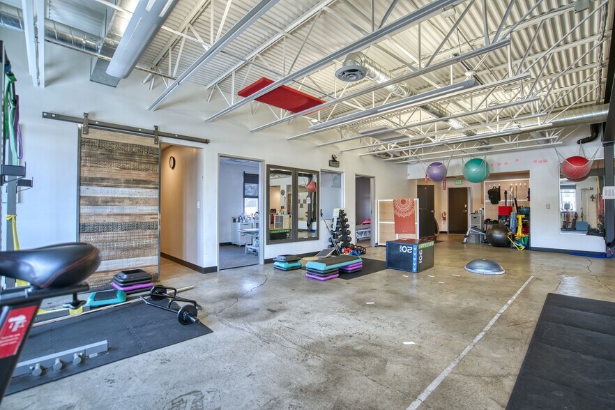 More Photos Of 3020 Carbon Pl, Boulder Office For Sale