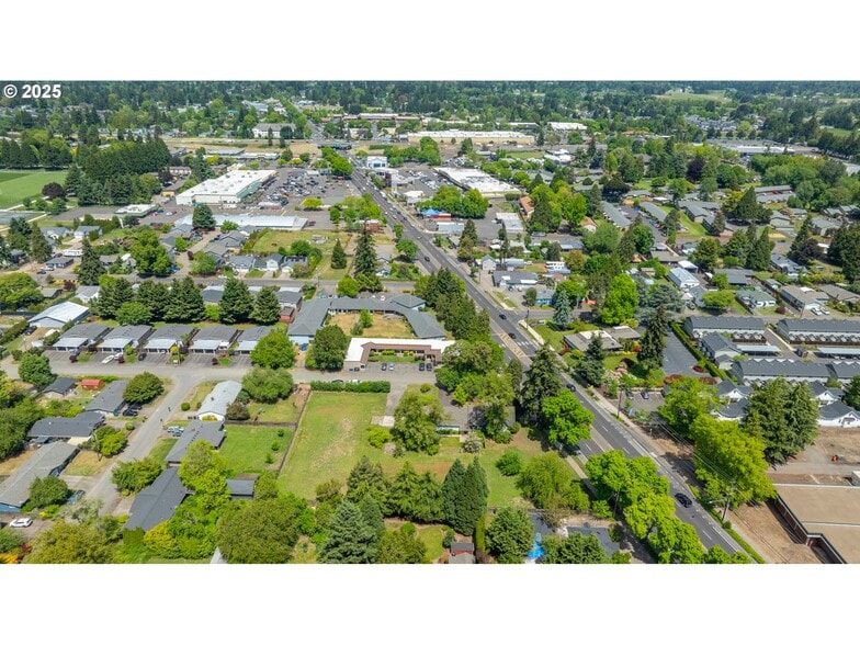 More Photos Of River Road @ Hamilton Ave, Eugene Land For Sale