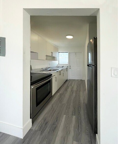 More Photos Of 14280 NE 6th Ave, North Miami Apartments For Sale