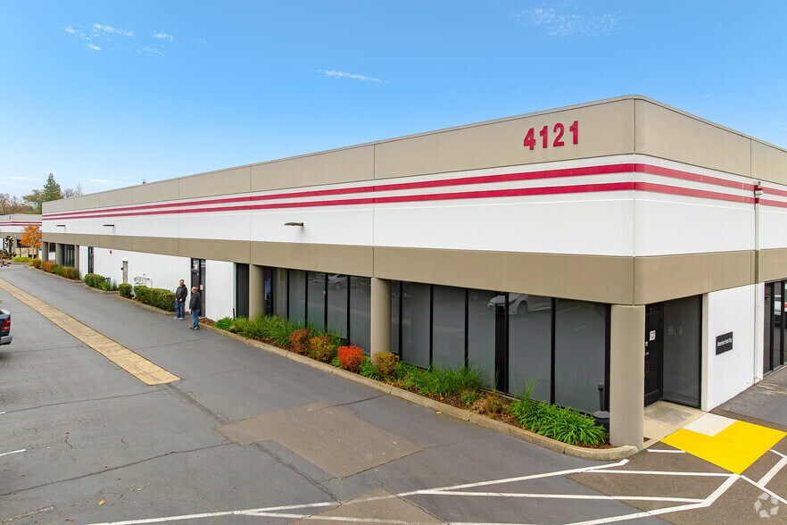 More Photos Of 4121 Citrus Ave, Rocklin Flex For Lease