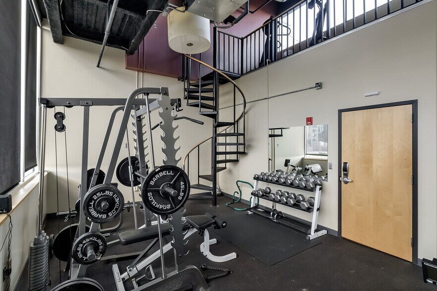 More Photos Of 665 Main St, Buffalo Office For Lease