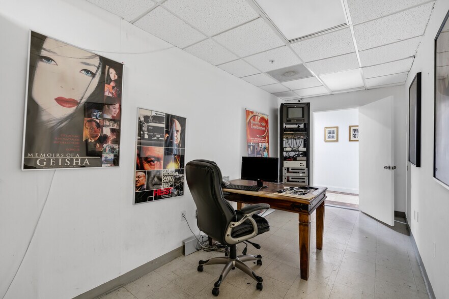 More Photos Of 1110 Brickell Ave, Miami Office Residential For Sale