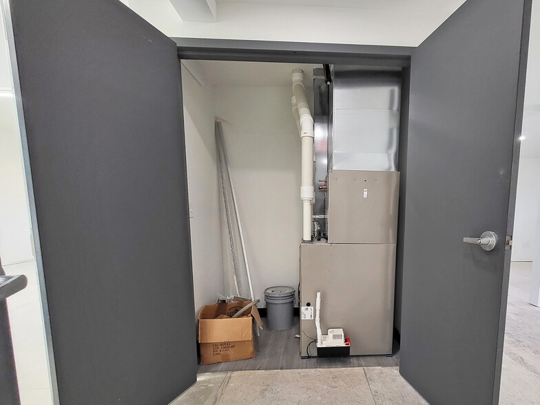 More Photos Of 7782 W Ridge Rd, Fairview Township Luzerne Storefront Retail Office For Sale