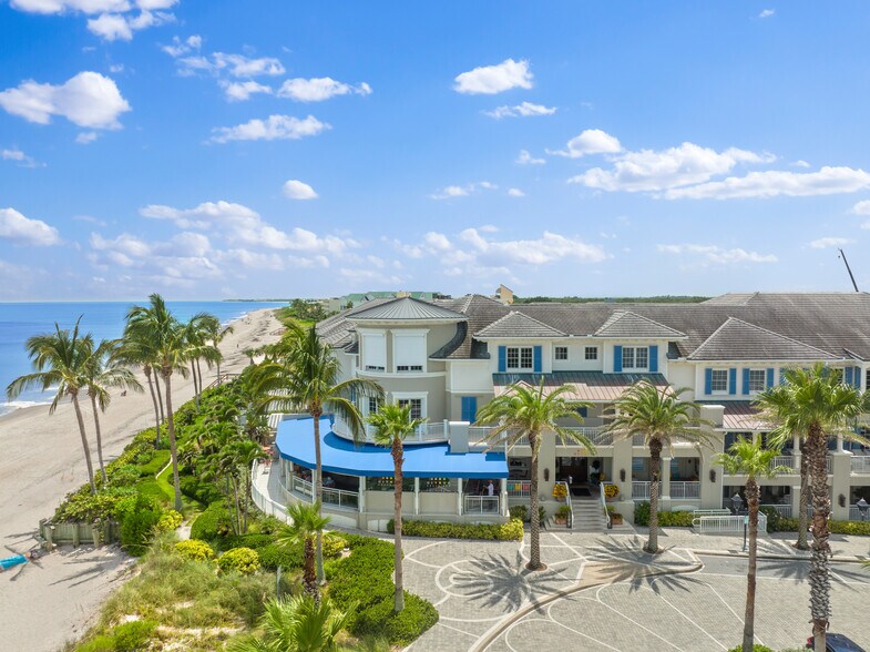 More Photos Of 1050 Easter Lily Ln, Vero Beach Apartments For Sale