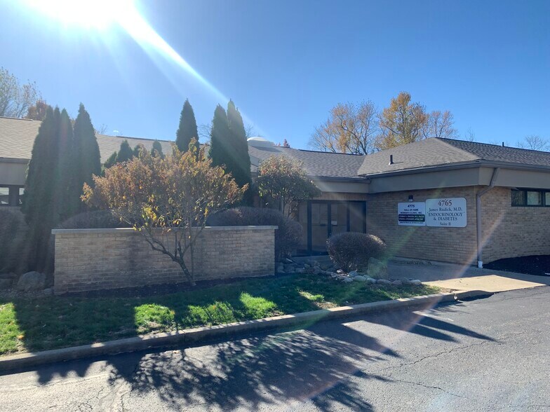 Primary Photo Of 4759-4779 Higbee Ave NW, Canton Medical For Sale