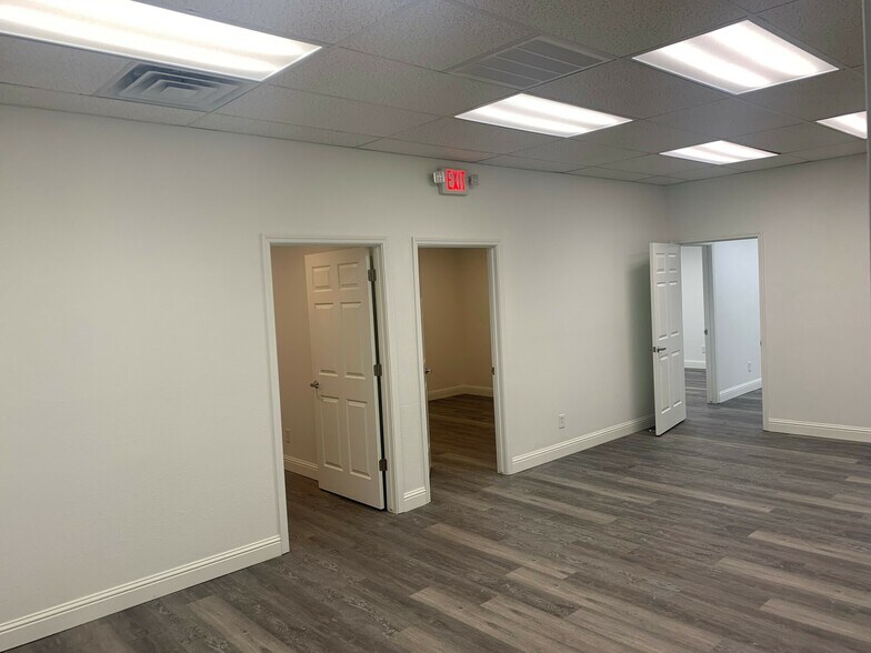 More Photos Of 441 N M St, Tulare Office For Lease