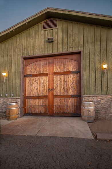 More Photos Of 40150 Barksdale Cir, Temecula Winery Vineyard For Sale