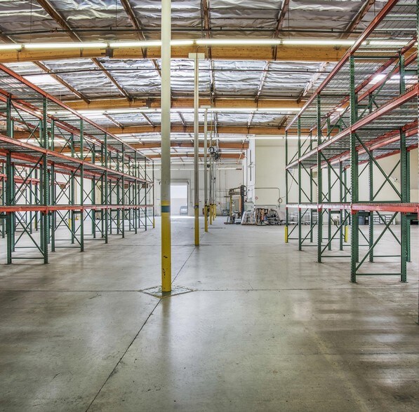 More Photos Of 2520 Mira Mar Ave, Long Beach Warehouse For Lease