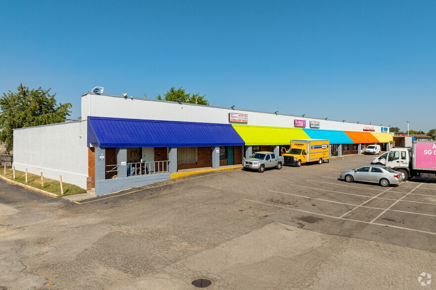 More Photos Of 3937-4050 N High School Rd, Indianapolis Freestanding For Sale