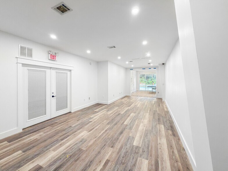 More Photos Of 605 N County Road 393, Santa Rosa Beach Light Manufacturing For Lease