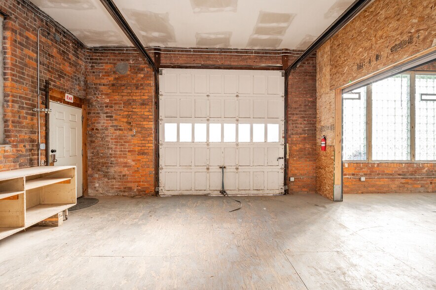 More Photos Of 1514 Kinney Ave, Cincinnati Warehouse For Sale