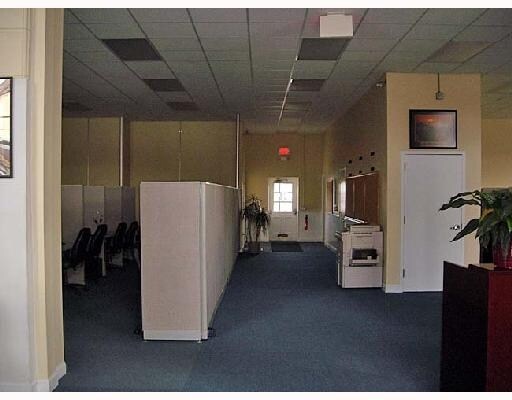 More Photos Of 27 Washington St, Biddeford Office For Lease