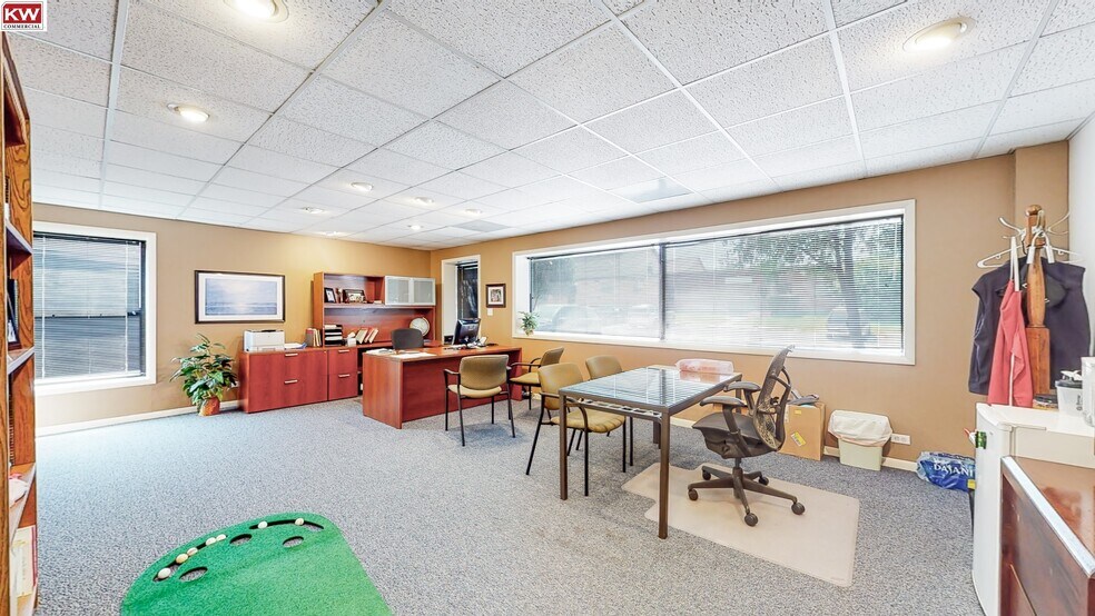 More Photos Of 707-717 N Iowa Ave, Villa Park Office For Sale