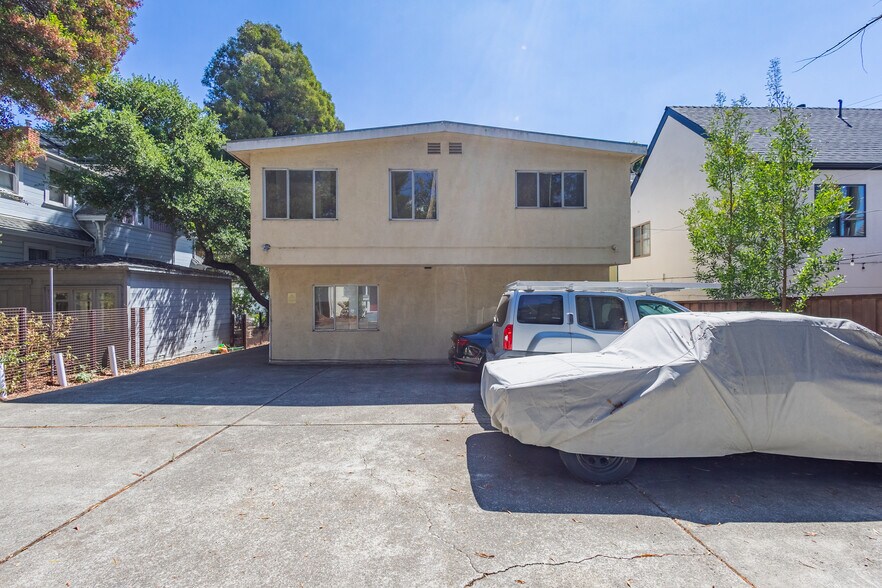 More Photos Of 2003-2005 Berkeley Way, Berkeley Apartments For Sale