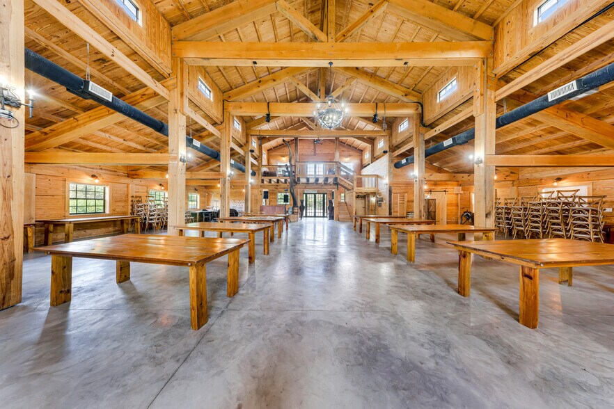 More Photos Of 19050 SW 194th Ave, Miami Lodge Meeting Hall For Sale