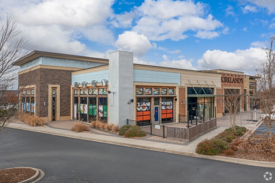 More Photos Of 1025 Woodruff Rd, Greenville Unknown For Lease