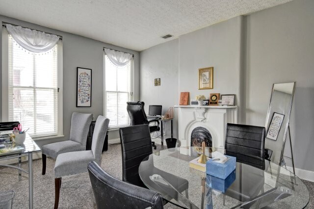 More Photos Of 1143 S 6th St, Louisville Office For Sale