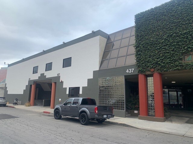 Primary Photo Of 435-437 N Varney St, Burbank Warehouse For Lease