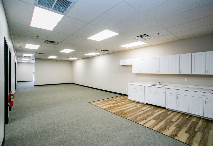 More Photos Of , Las Vegas Office For Sale