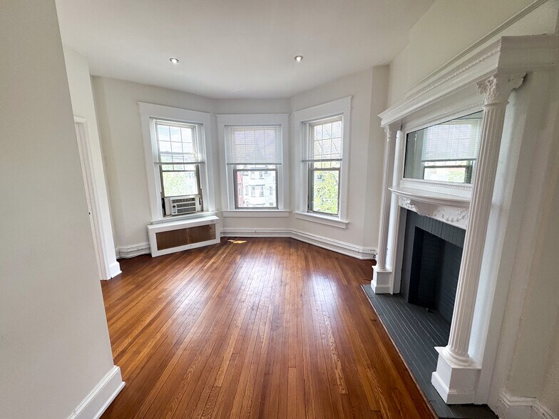 More Photos Of 3427 13th St NW, Washington Apartments For Sale