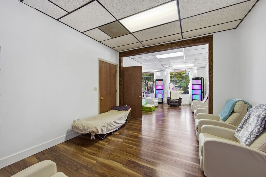 More Photos Of 1061 E Main St, Grass Valley Medical For Sale