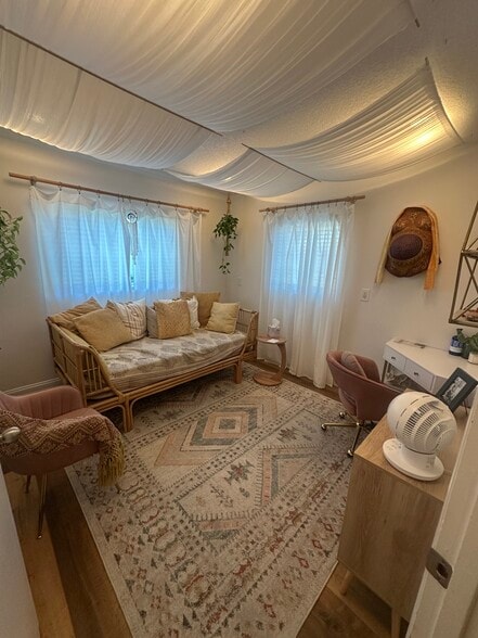 More Photos Of 230 Benmore Dr, Winter Park Medical For Sale